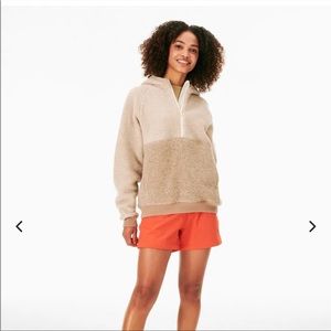 Outdoor Voices Megafleece half zip Size Medium